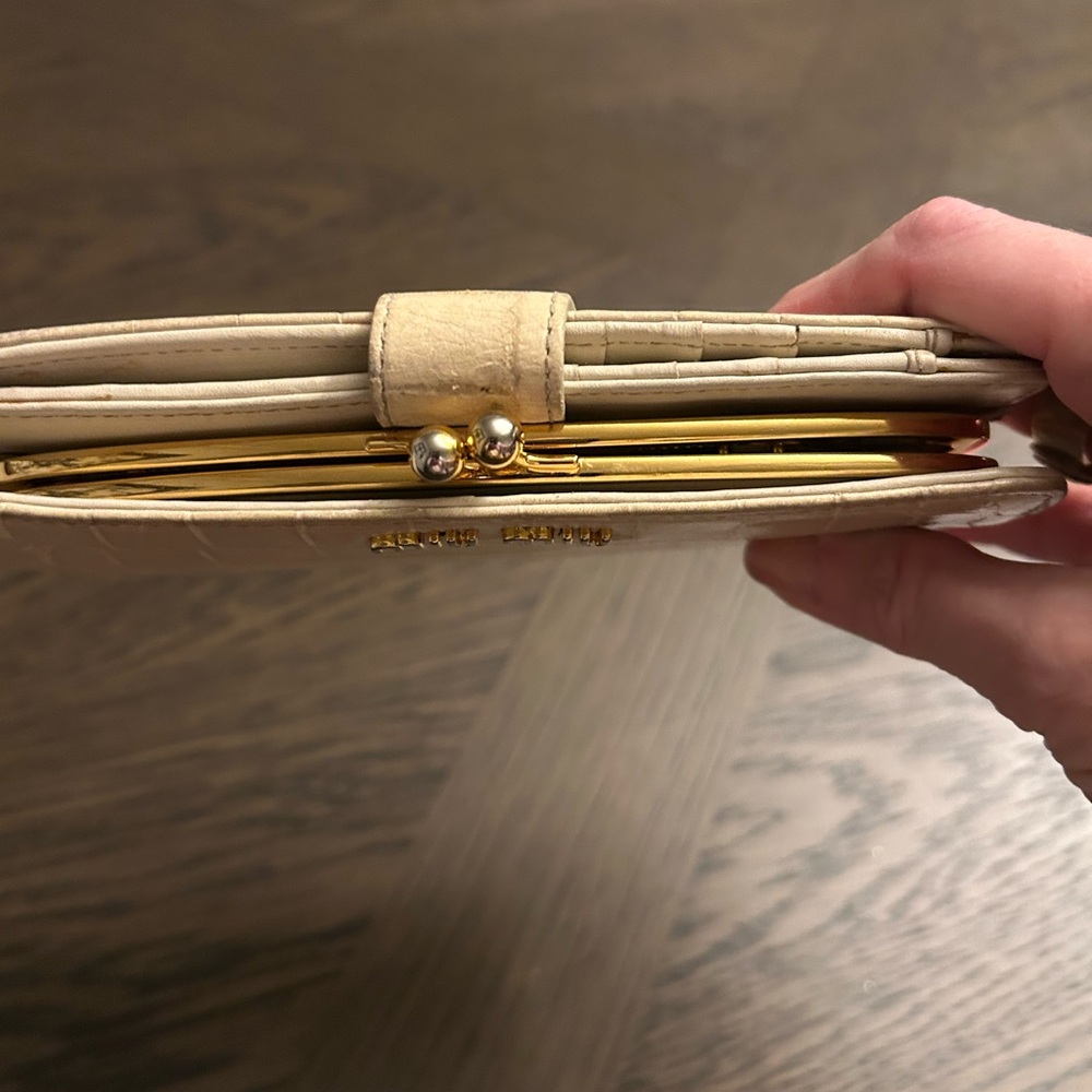 Miu Miu Beige Crocodile-Embossed Wallet - Picture 13 of 13